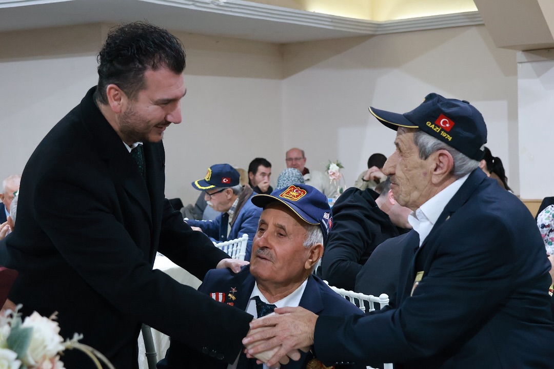 638316815 17948528580109197 8051761825313604370 N