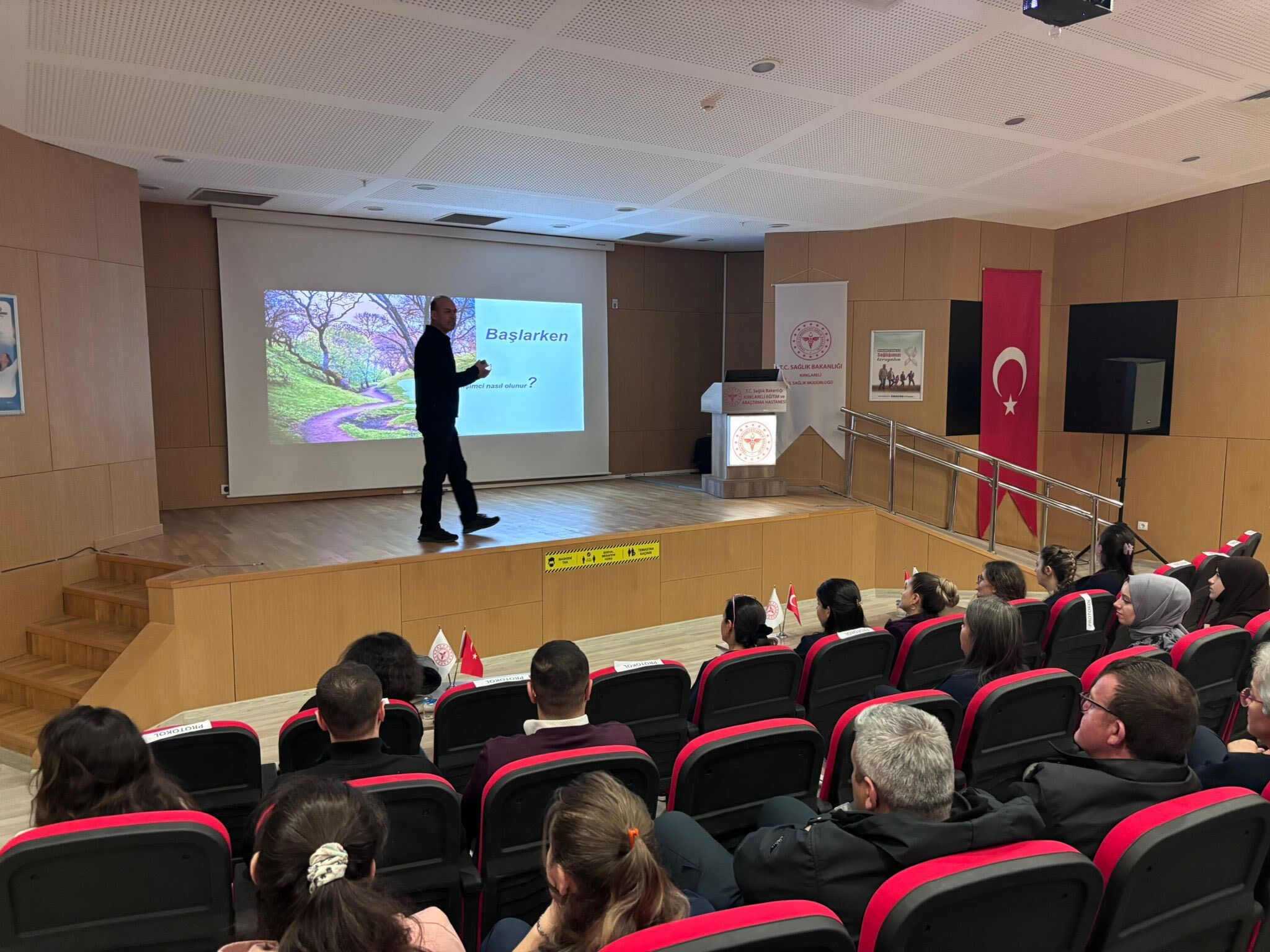 641043736 1471150568353157 4372846895317310594 N