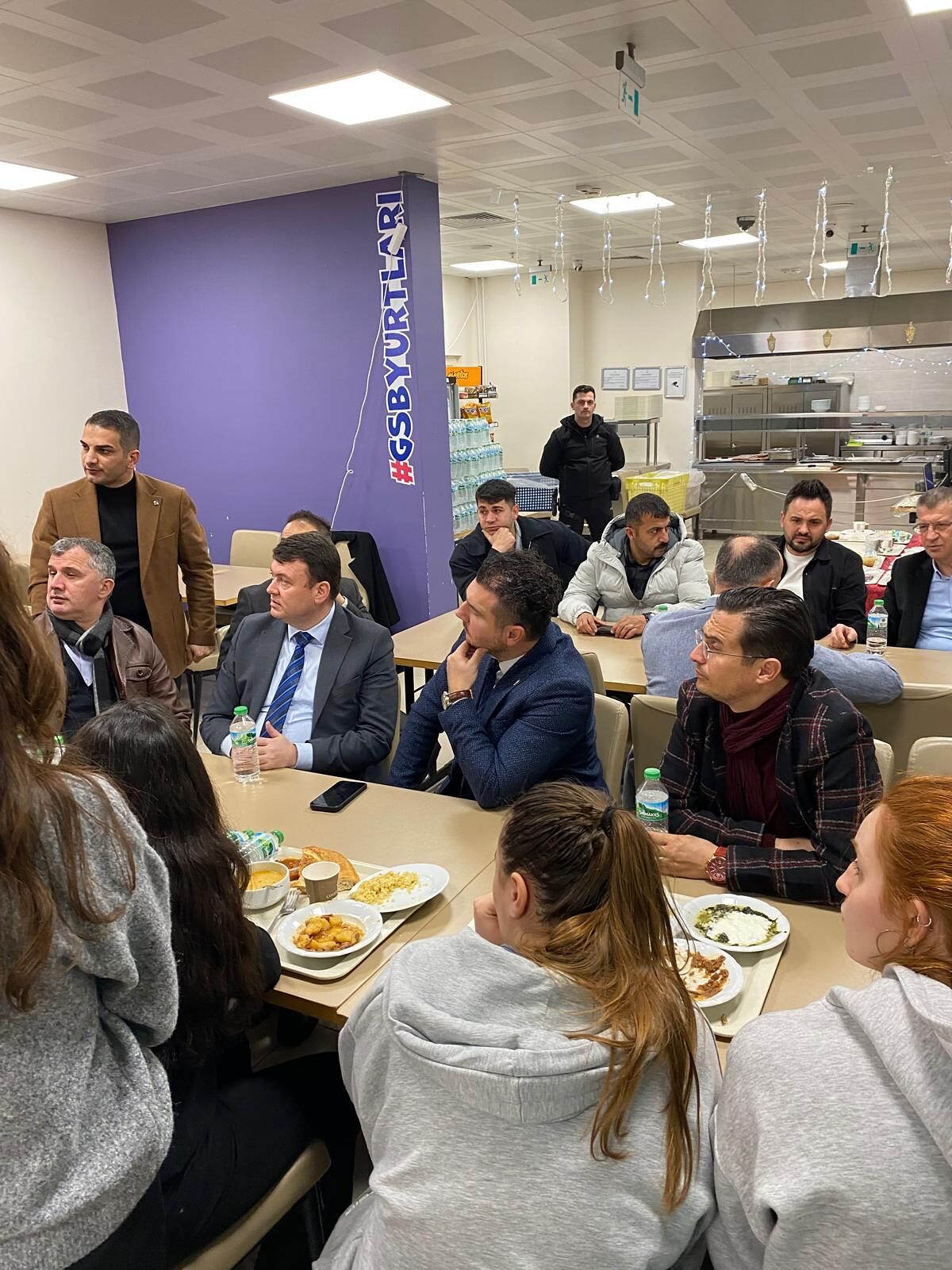 641220868 17949756660109197 1254075308772391122 N