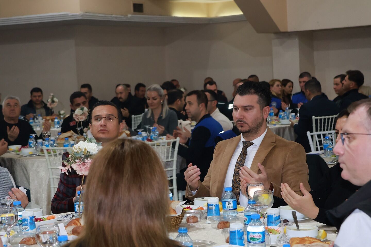 641228237 17949911715109197 8930145393636930336 N