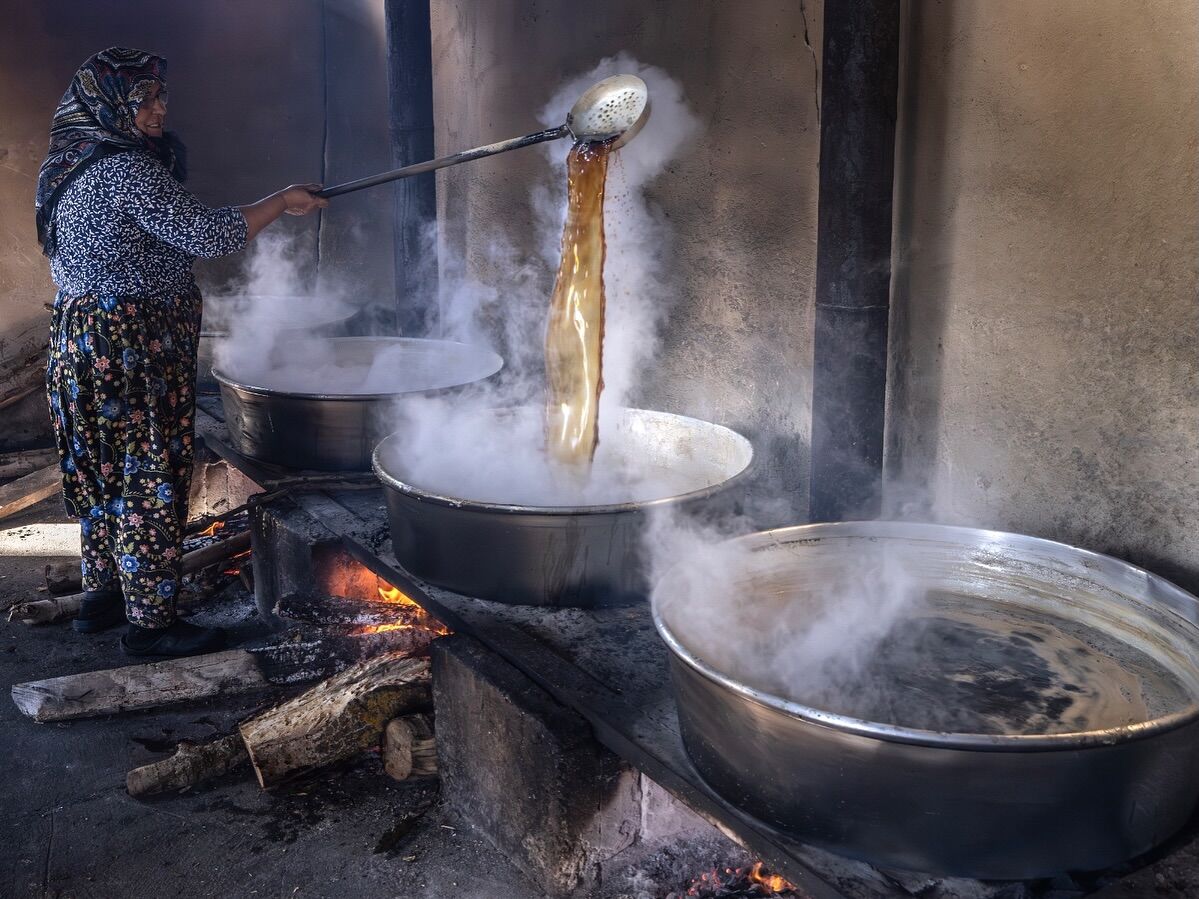 641337433 17949544857109197 6209712007632413066 N