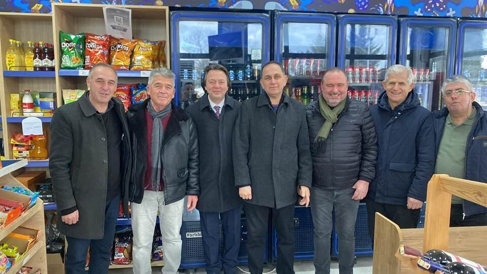 641468528 4387239544887832 7997002750039147092 N