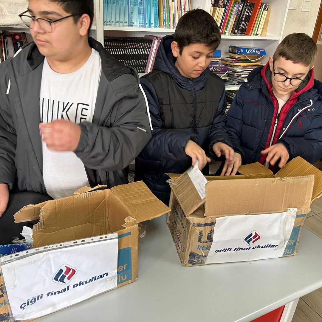 642243060 10164456819837697 8846064175202600756 N