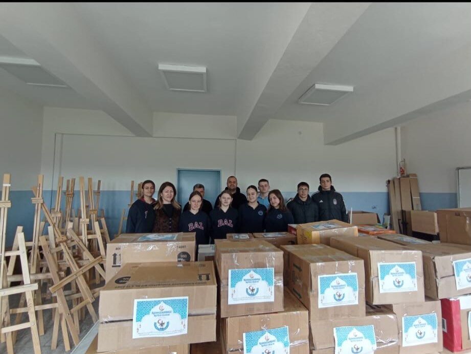 642545230 18350109694230719 5357625675855500097 N