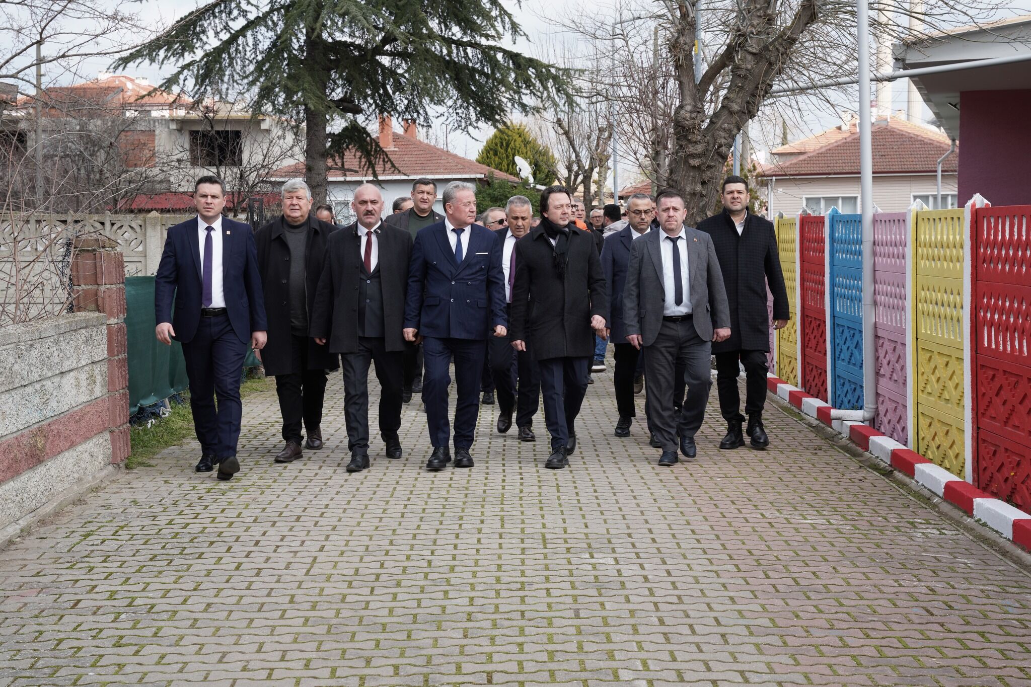 644554538 4133711856846483 8216319683632981252 N