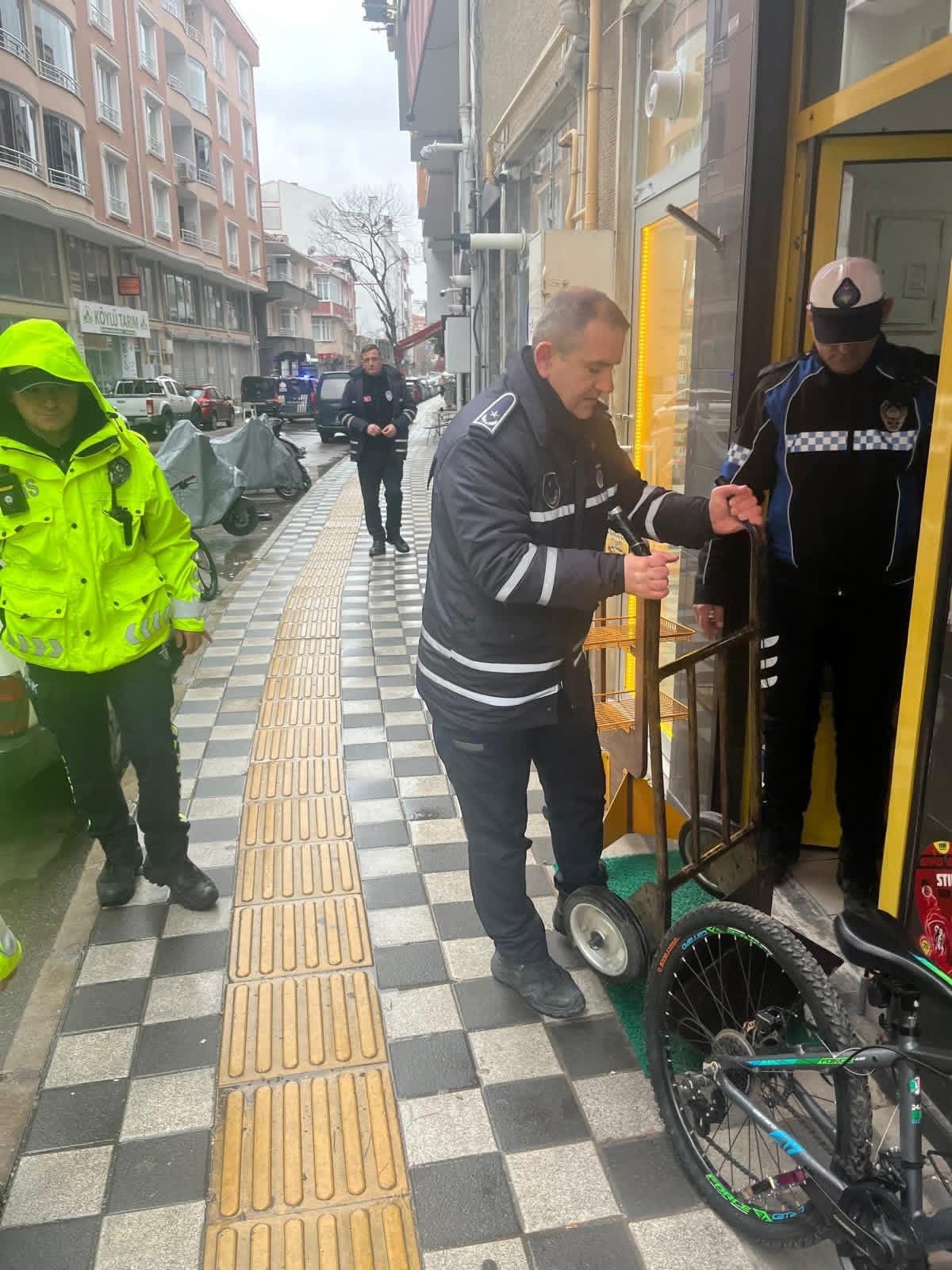 6Fa16E16 Cc69 4D73 9689 Bb5Fb197Aec3