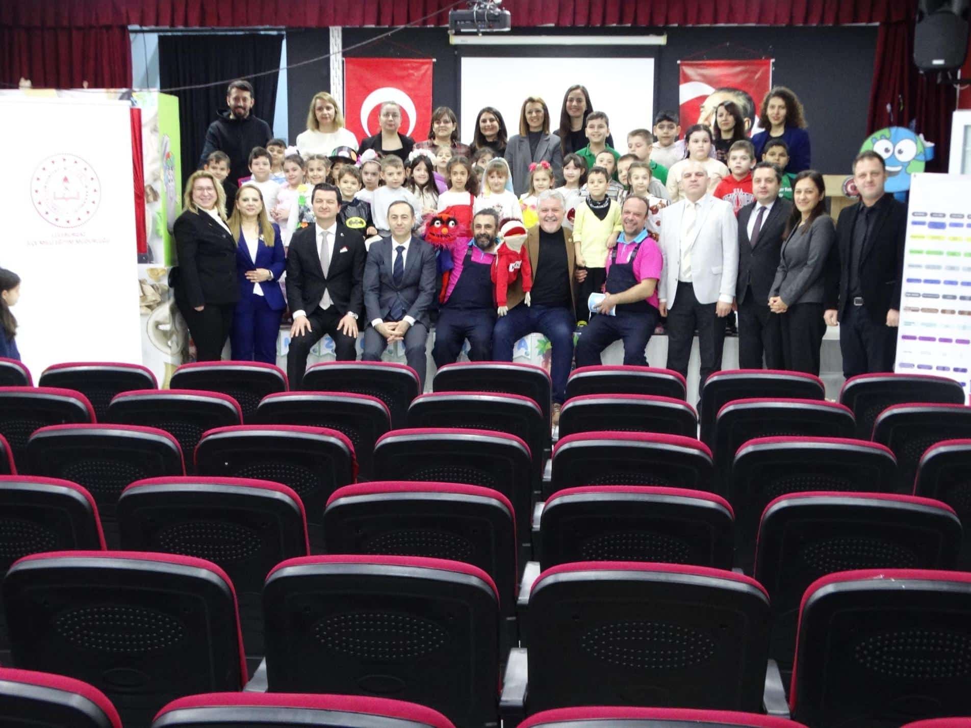 9Da23E31C556564782857E6Cfa04F958