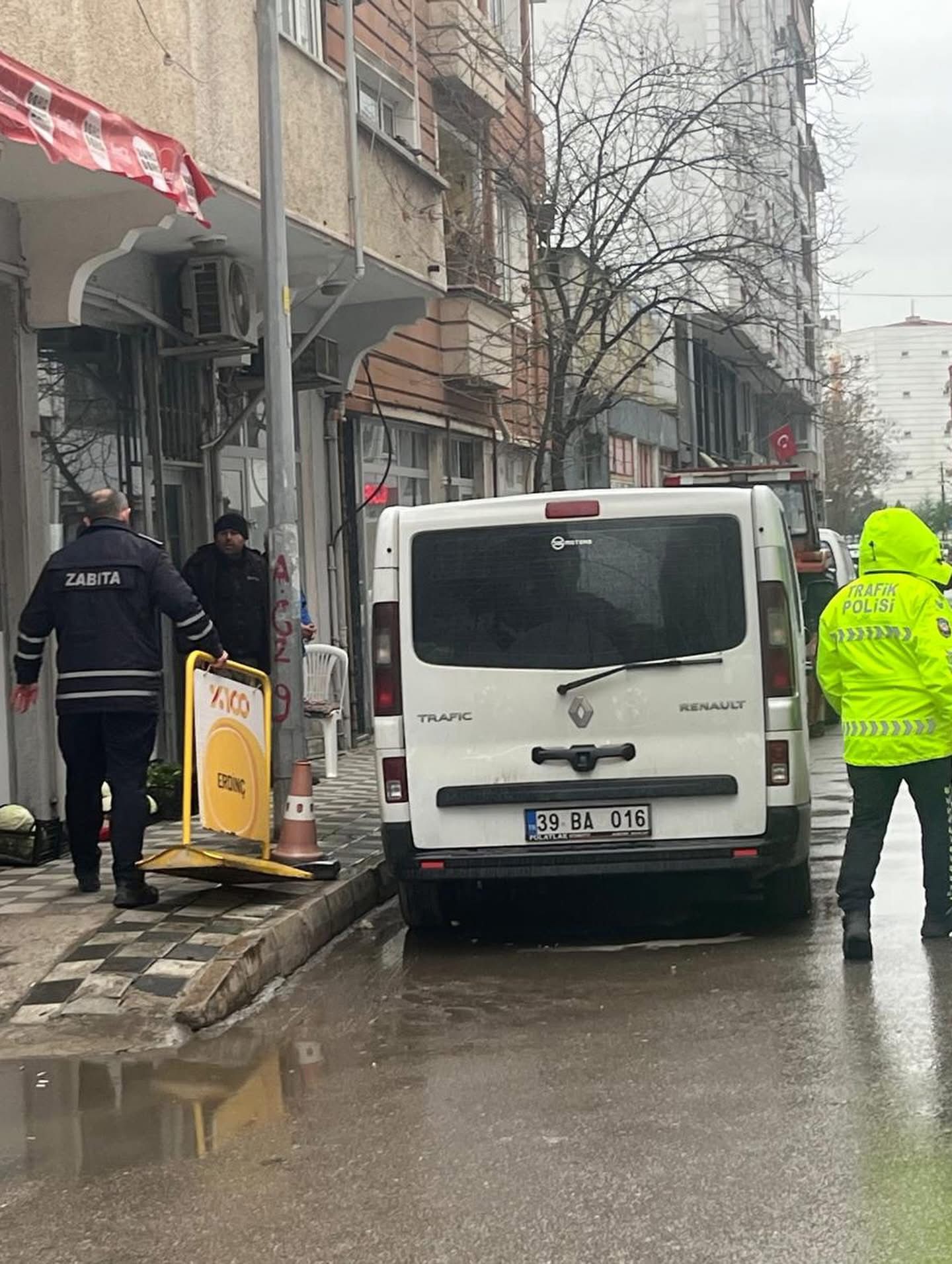 F04F582B 22Cf 4A46 B844 663Ae07B80Ee