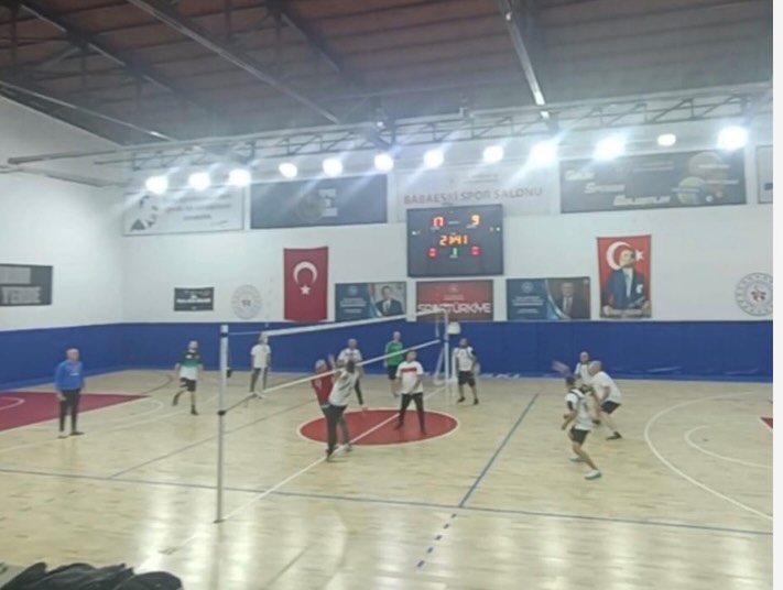 🏐 Pavli̇’ni̇n Efeleri̇ İlk Maçina Çikti! 🏐Pehlivanköy’de Ilk Defa Kurduğumuz Pavli’nin Efeleri Ve (1)