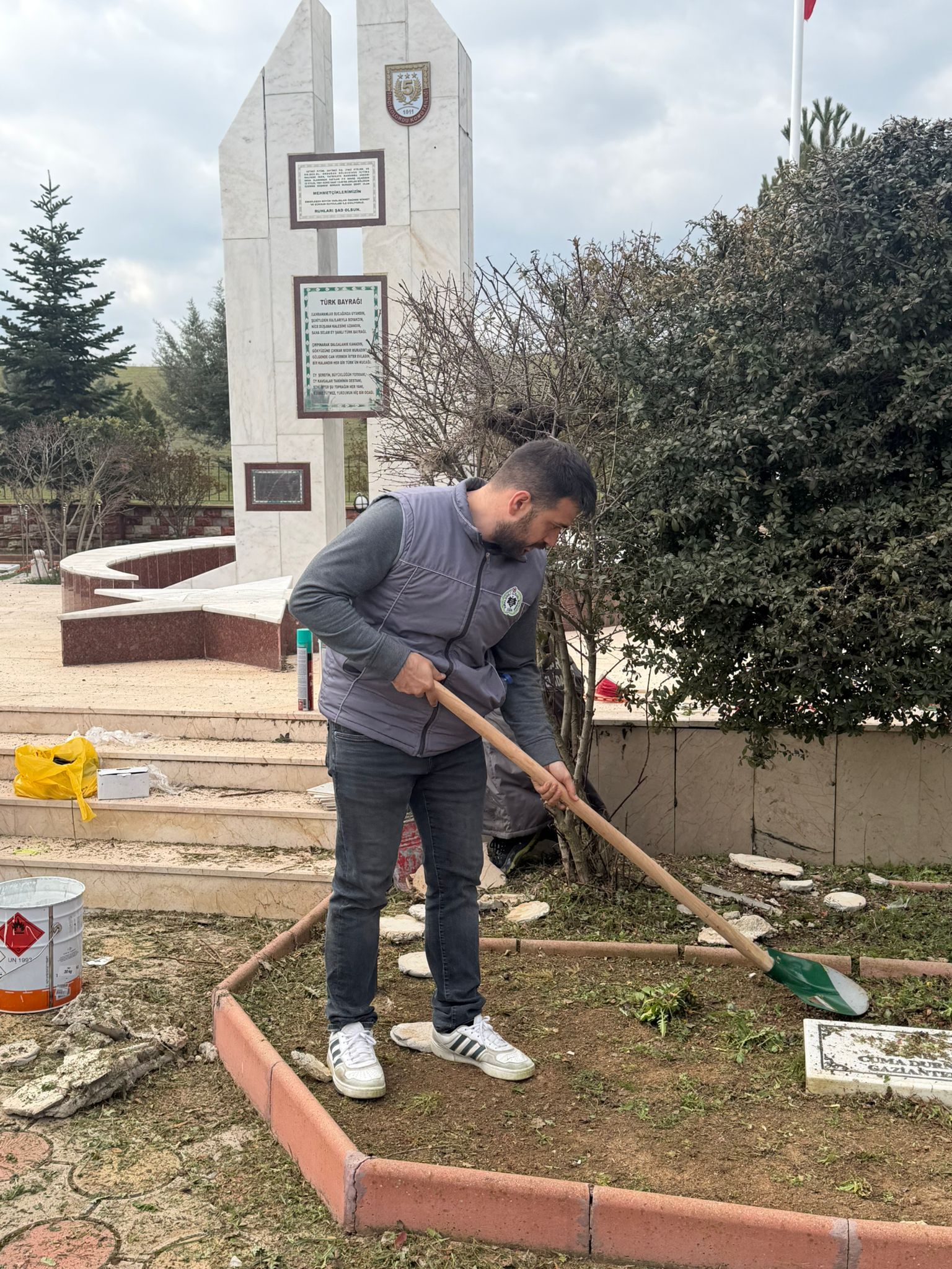 3C616D09 3021 4B34 8A4C C55E960Da5A7