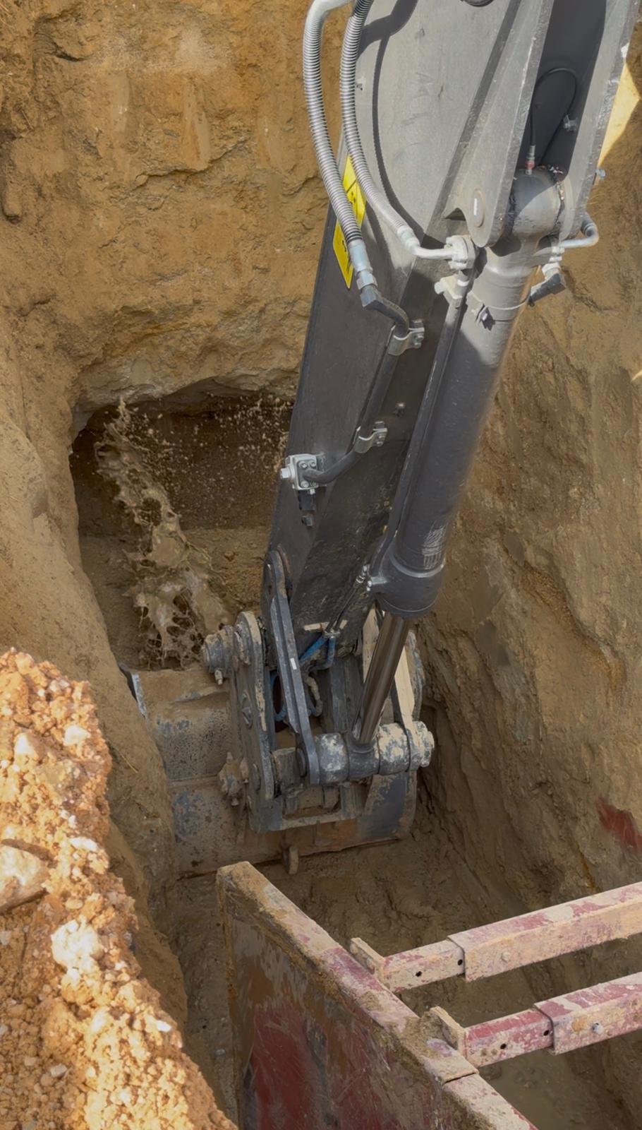 63462401 6Ca2 41E8 8F2E 6F40F9800B6D