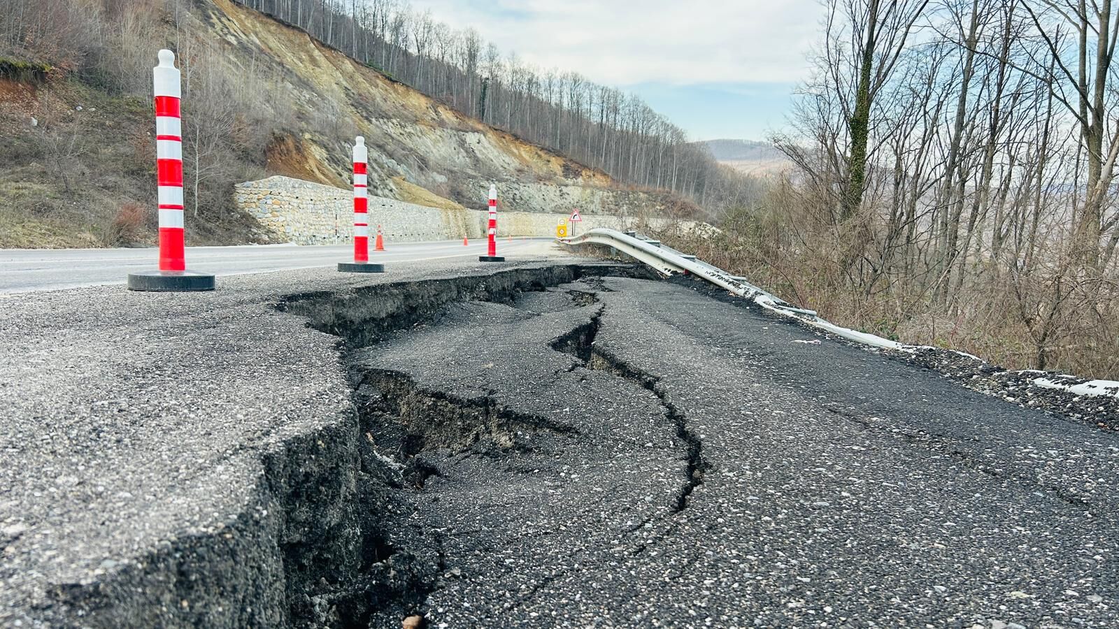 6378A010 6329 4D36 A5Eb F3C8Eb155302