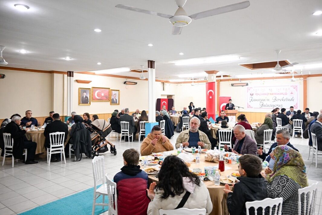 643938584 18526379851069775 3457502473036029720 N