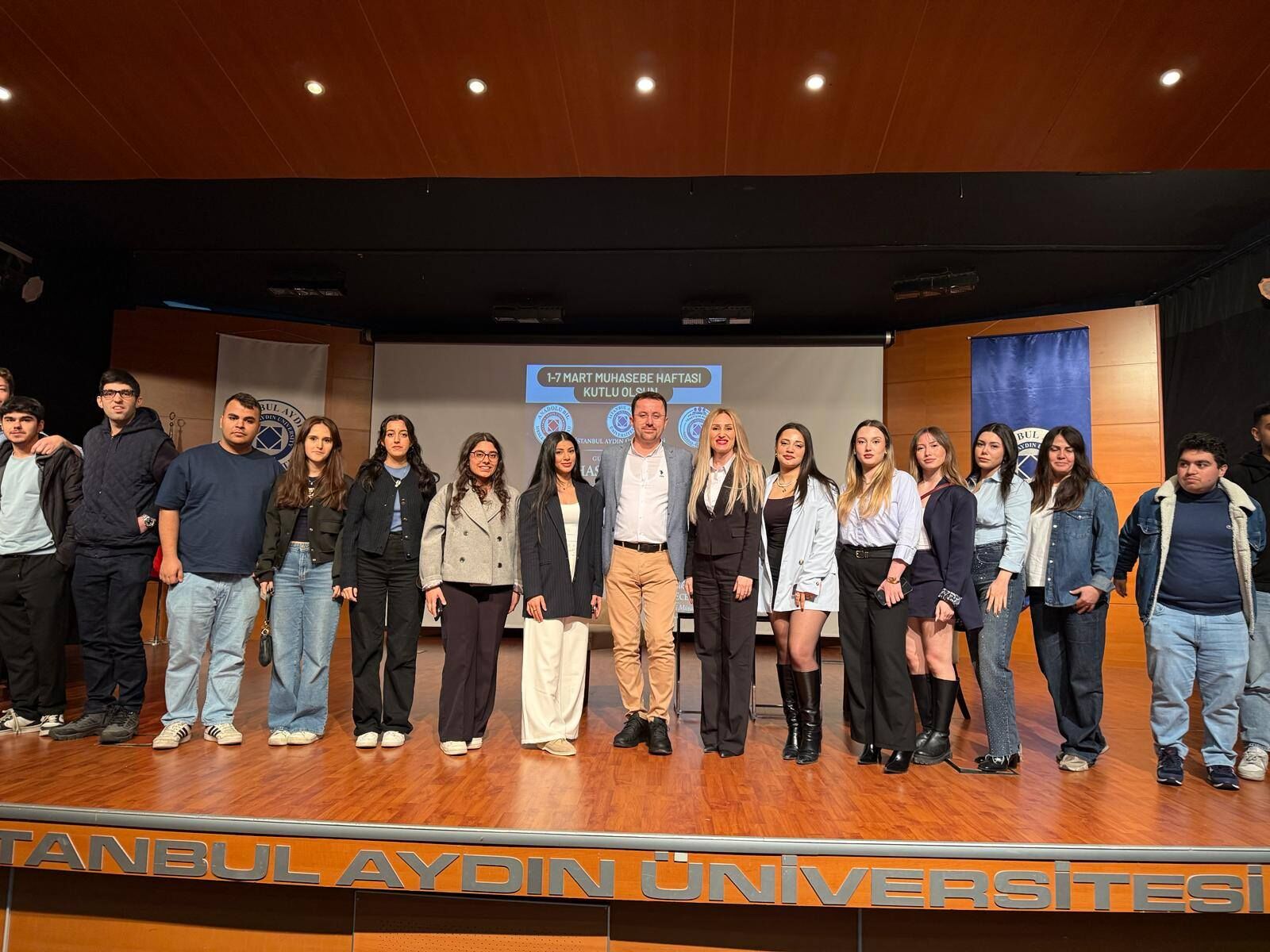 645462134 10163932393441912 6105759421332604517 N