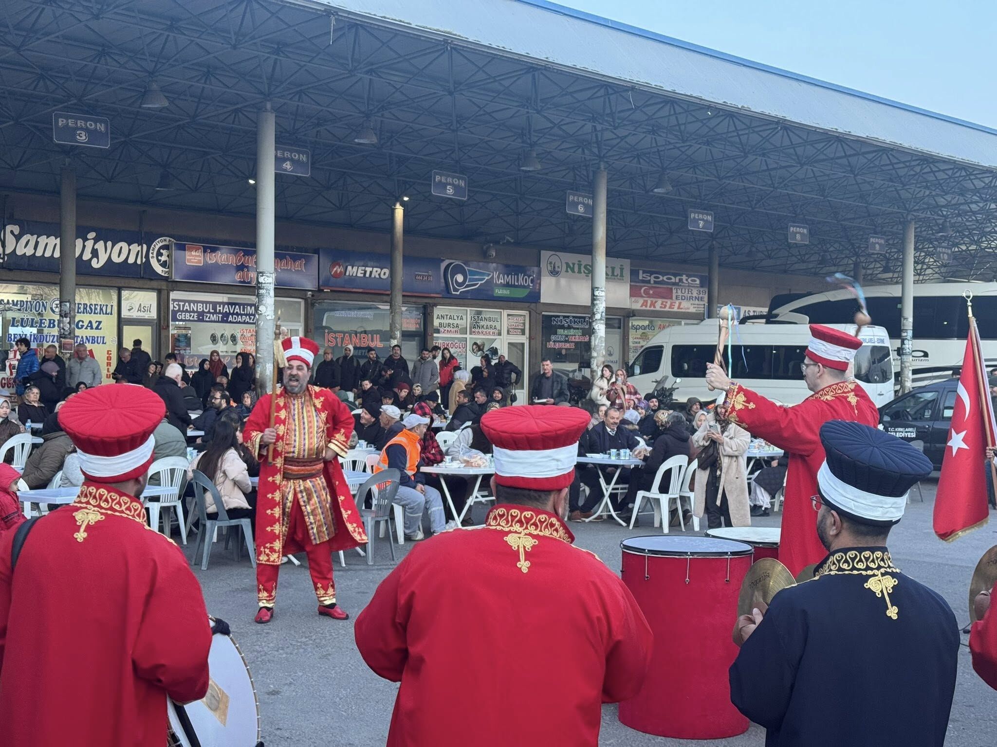 647738927 4182624622030449 3996664475401217809 N