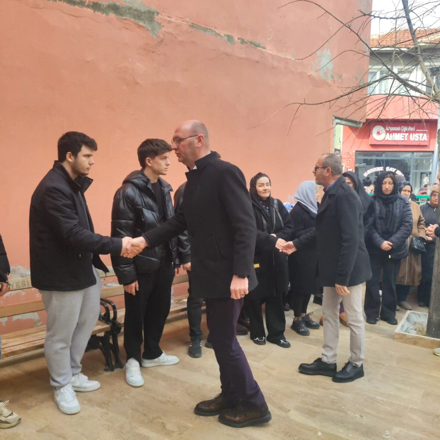 648122800 10230315061331981 1642007934417538536 N