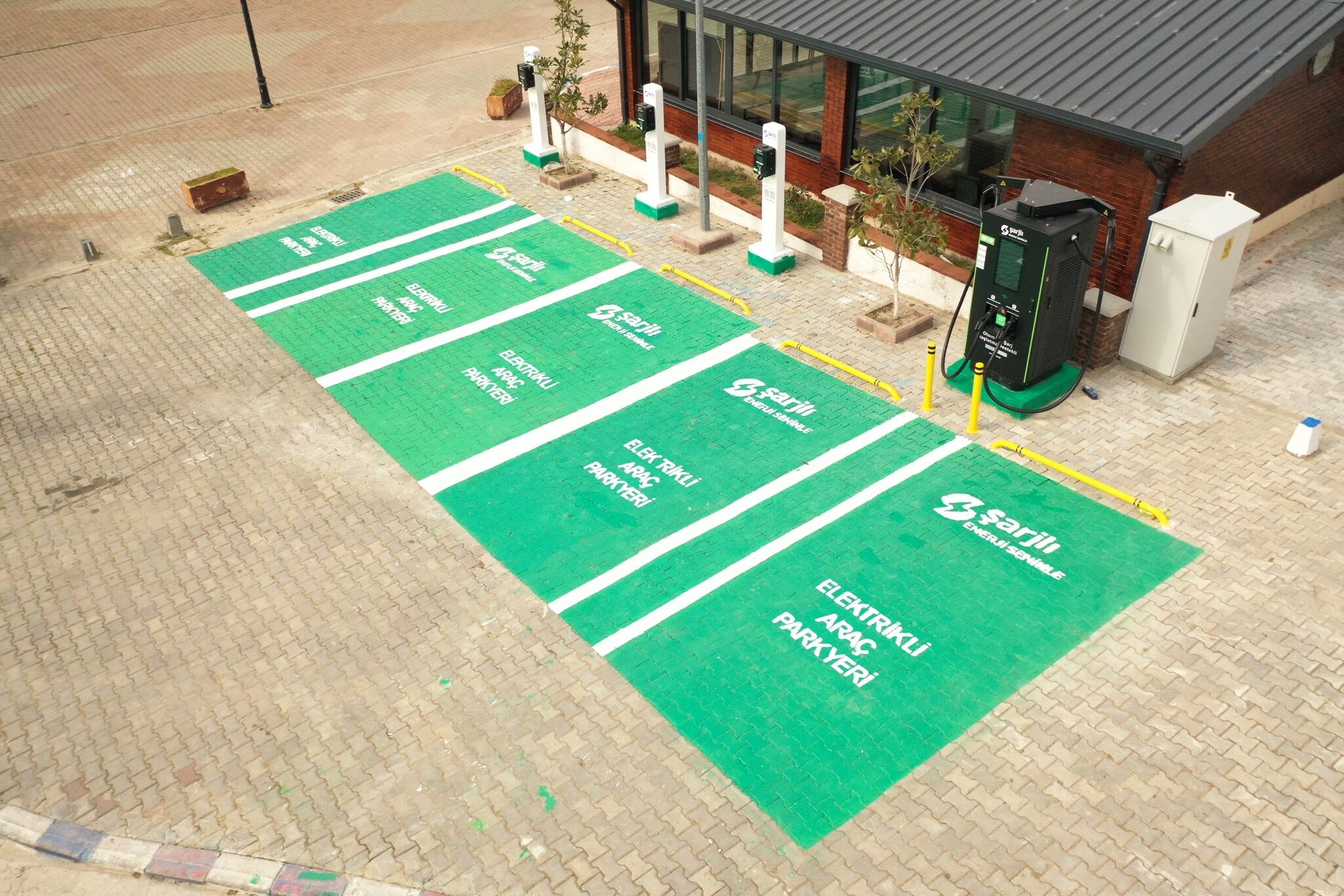 654962431 1782590476468857 1723851839057355489 N