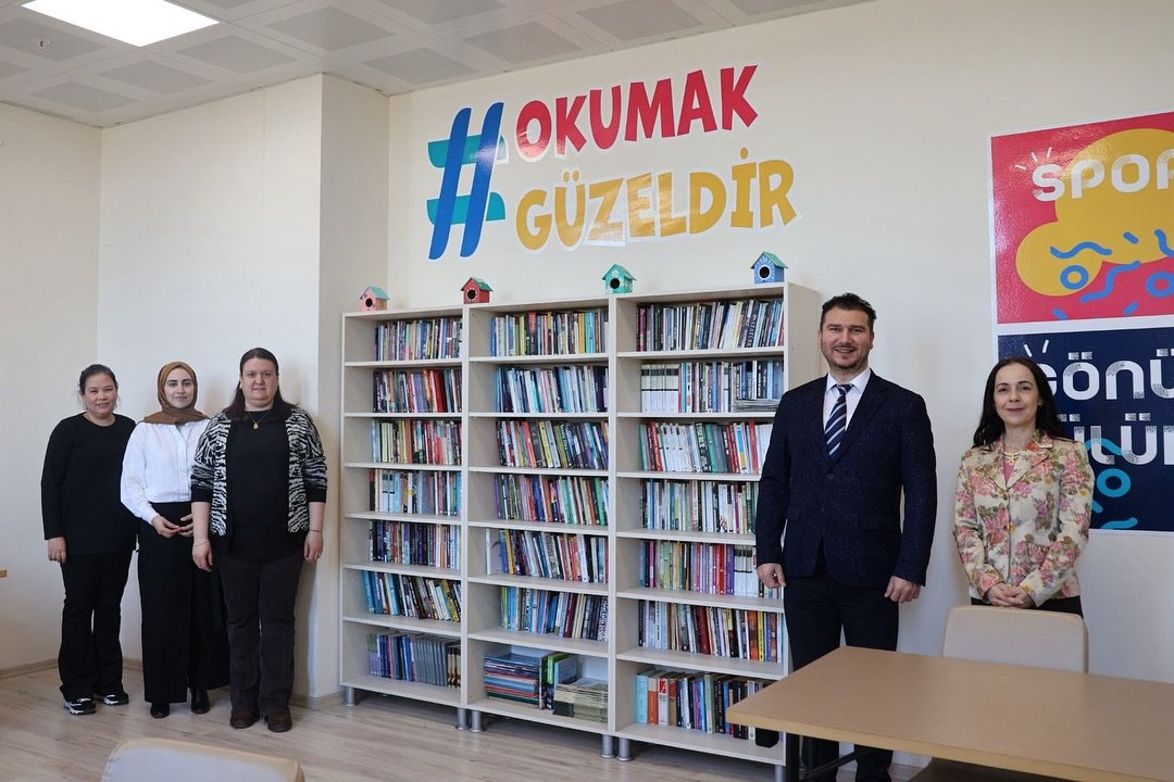 656237739 17957331003109197 6649461918007524281 N