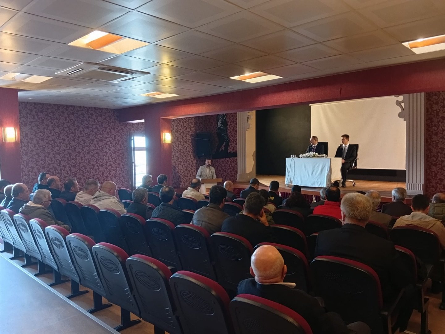 656350024 18044280311726746 2772445357580269000 N