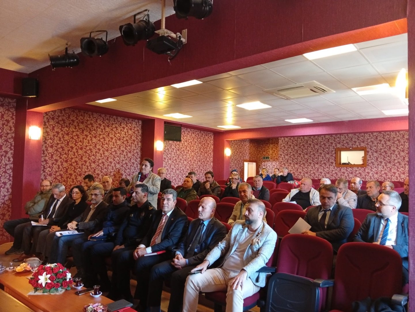 656829137 18044280293726746 7091084511818456307 N