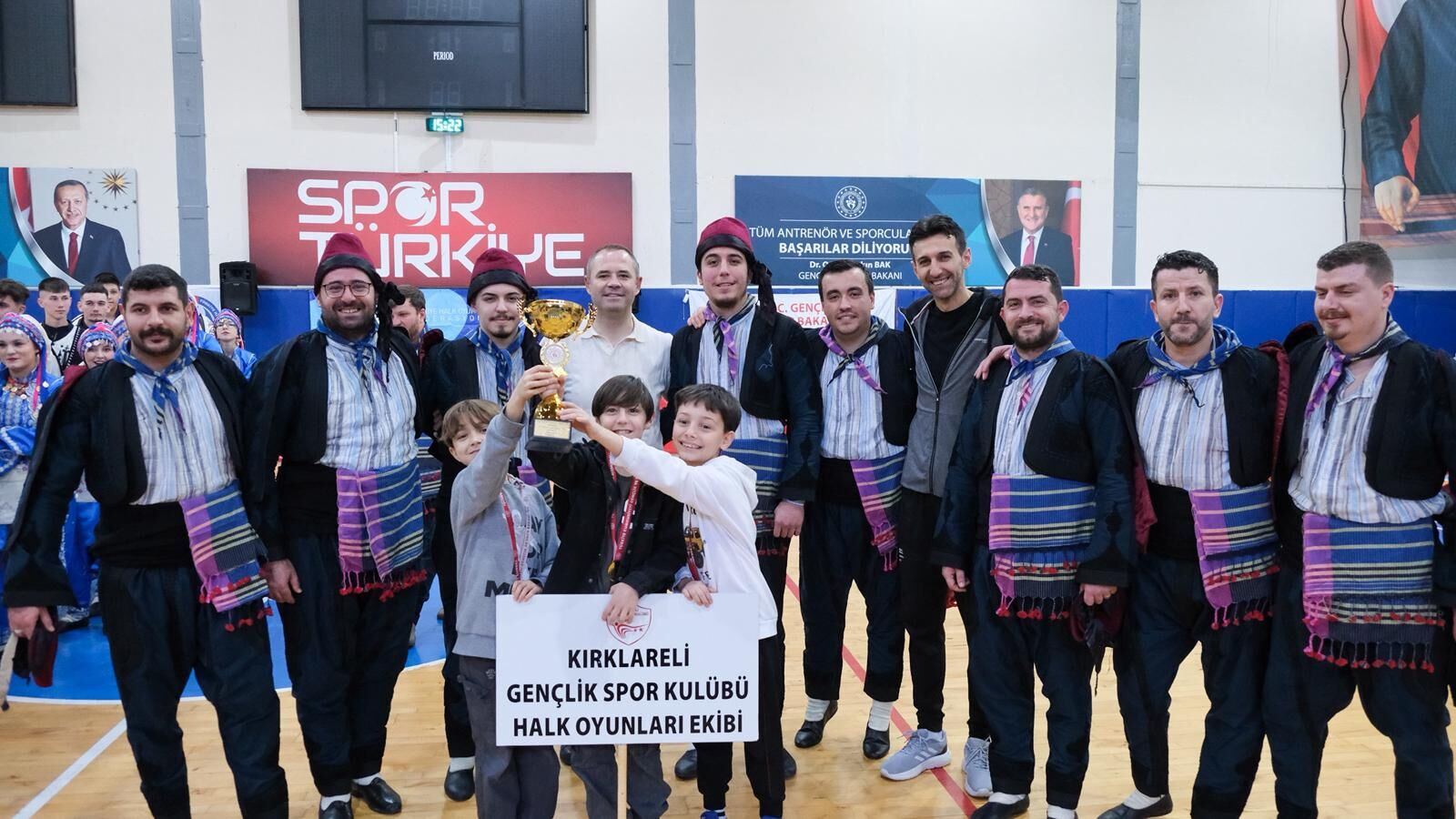 9502Aeda Ca0C 46Ce A321 F037651Dc047