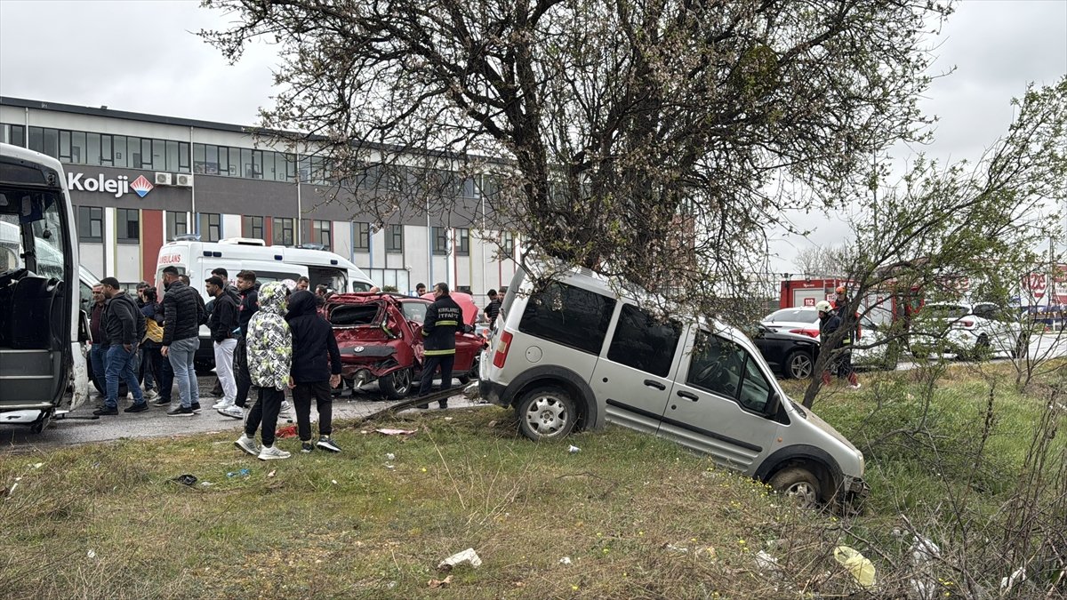 A A 20260323 40907637 40907632 K I R K L A R E L I N D E 6 A R A C I N K A R I S T I G I Z I N C I R L E M E T R A F I K K A Z A S I N D A 5 K I S I Y A R A L A N D I