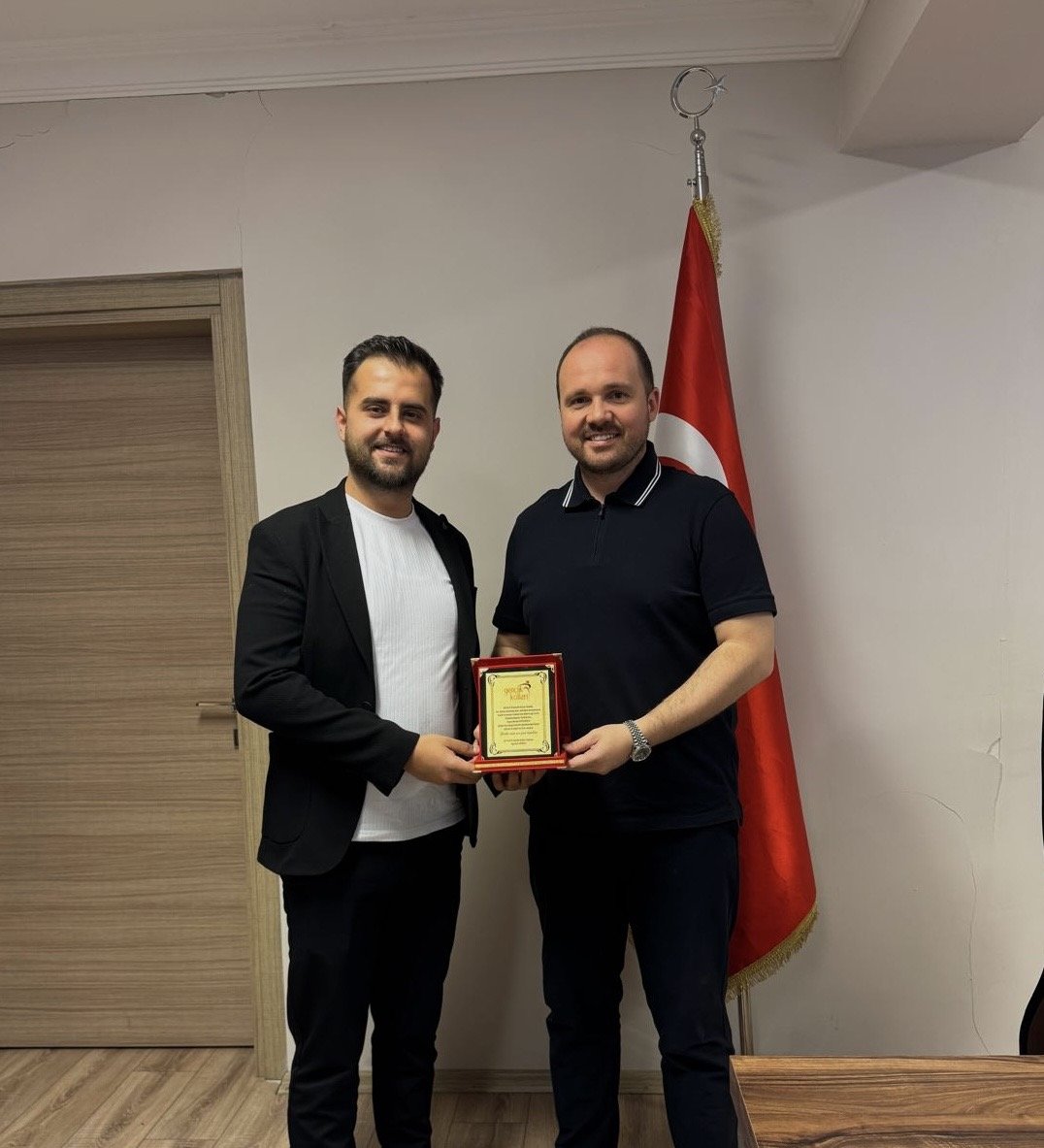 Adaffc7C E46E 486C 96C9 27Bb65Bde143.Jpg