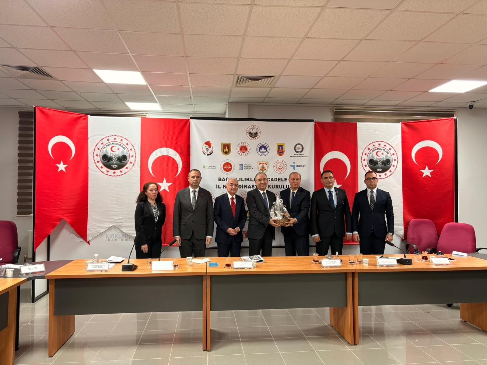 E882B9A6 220D 487F 96B9 B8D2Ebda1C0F