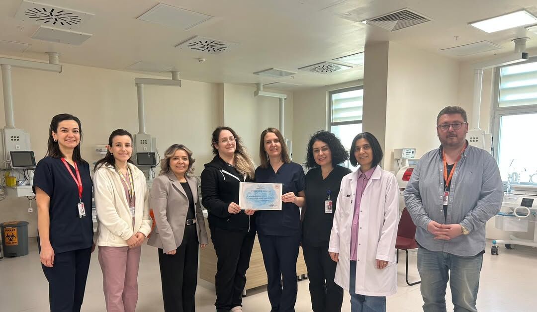 Enfeksiyon Kontrol Komitemiz Tarafından Yapılan Değerlendirme Sonucunda, El Hijyeni Uyum Oranı E (1)