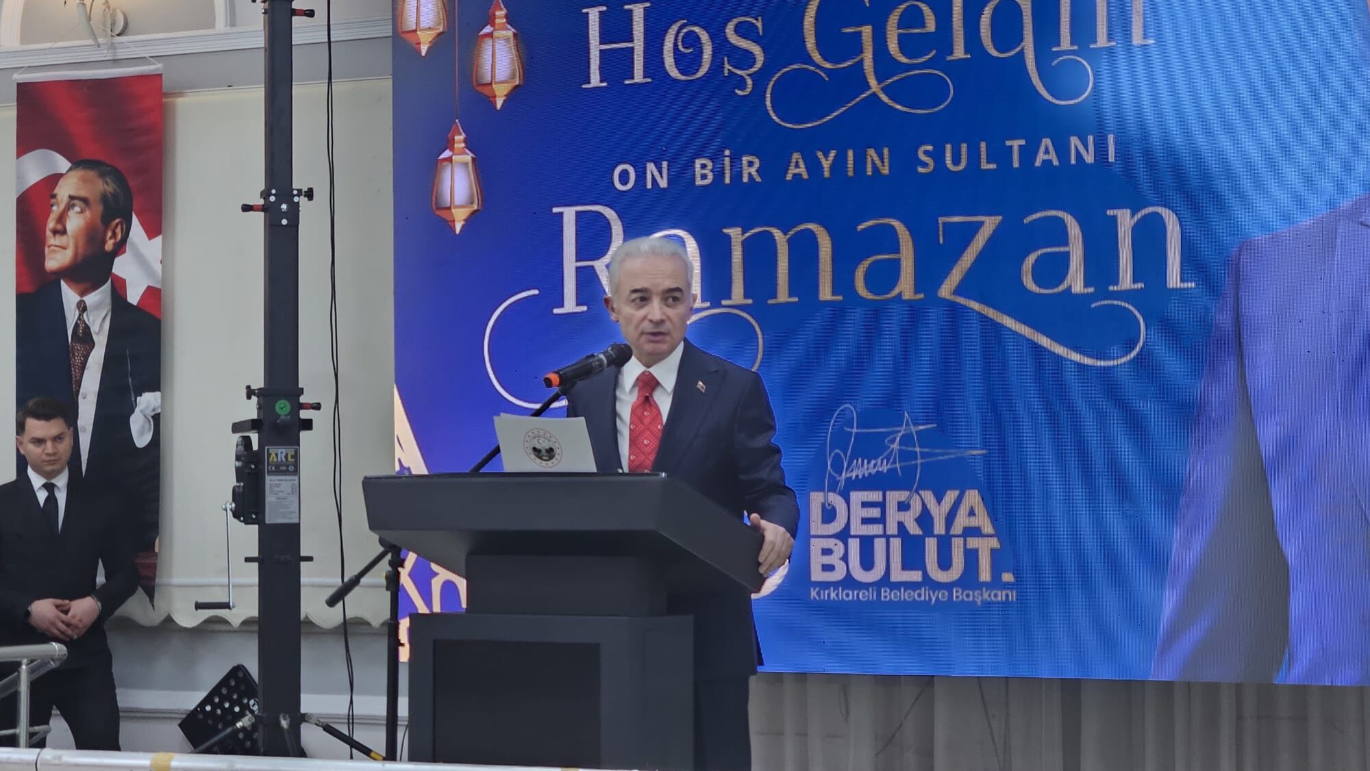 F4792C56 Bafd 4Ced 8Efe 4E17Eb2C3189