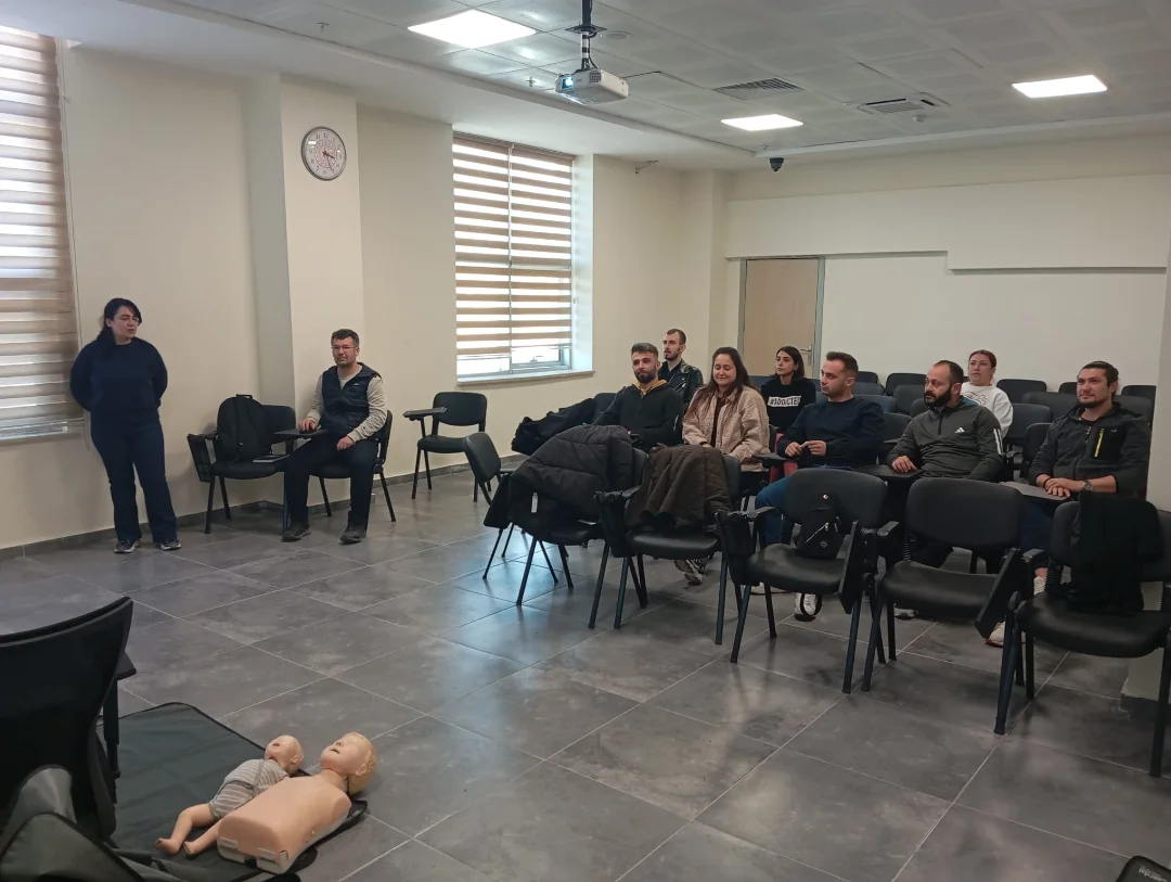 🚑 İlkyardım Eğitimi Gerçekleştirildi.gençlik Ve Spor İl Müdürlüğümüz Kurum Personellerine Yöne