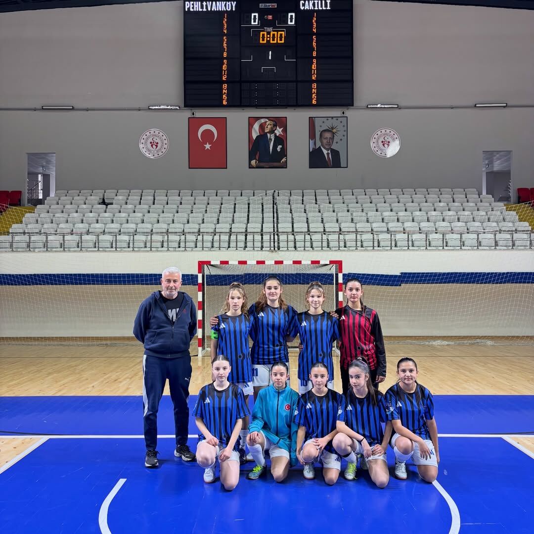 🏆 Okul Sporları Futsal Yıldız Kız Erkek İl Birinciliği Müsabakaları Tamamlandı! ⚽Okul Sporları (5)