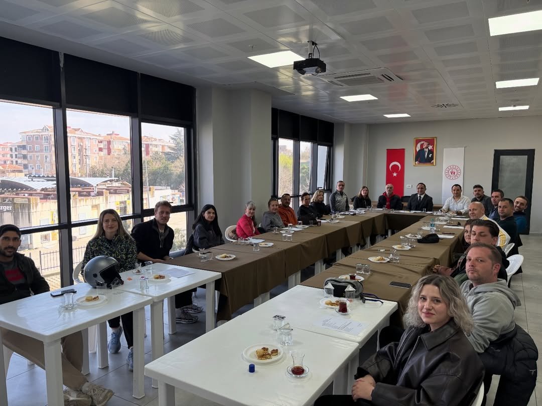 Snap Insta.to 657277879 17862435681613890 2196991999088856835 N