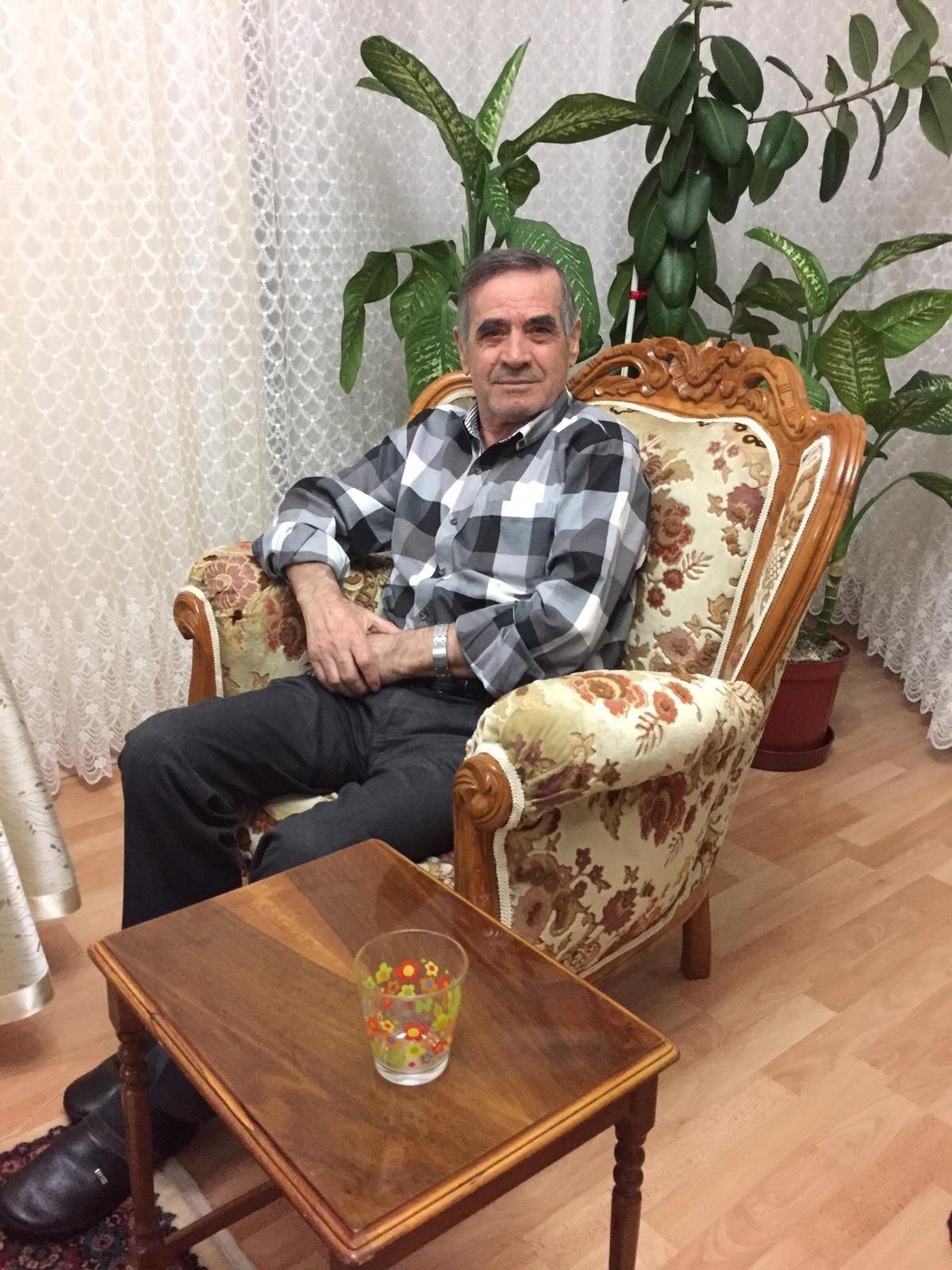 102656985 126336742418200 1769743489374484058 N