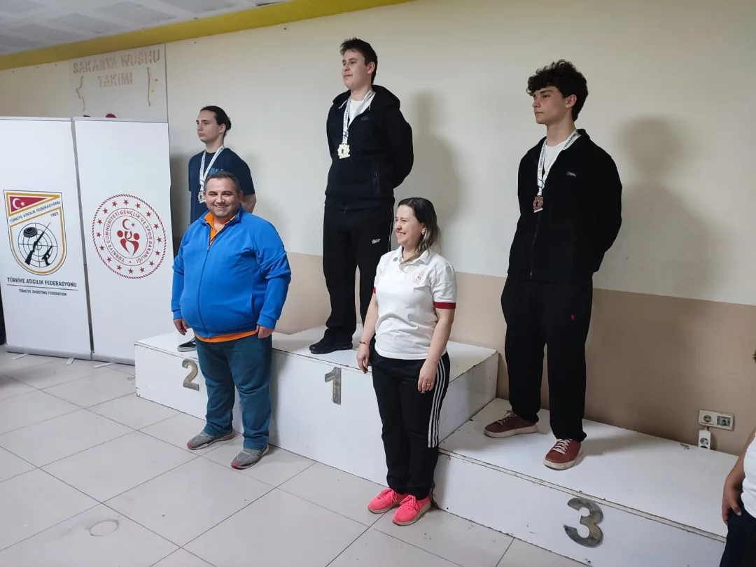 320 Sporcunun Katılımıyla Sakarya’da Gerçekleştirilen Havalı Silahlar 2. Grup Yarışmalarında, K (9)