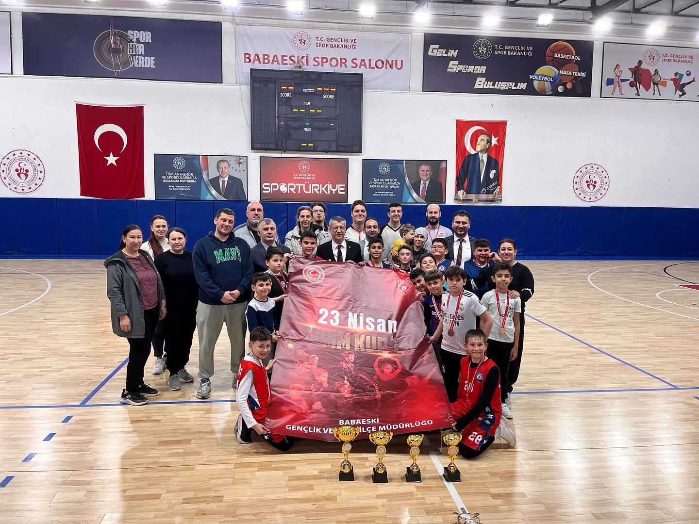 658797995 17958878775109197 6774990728586632629 N