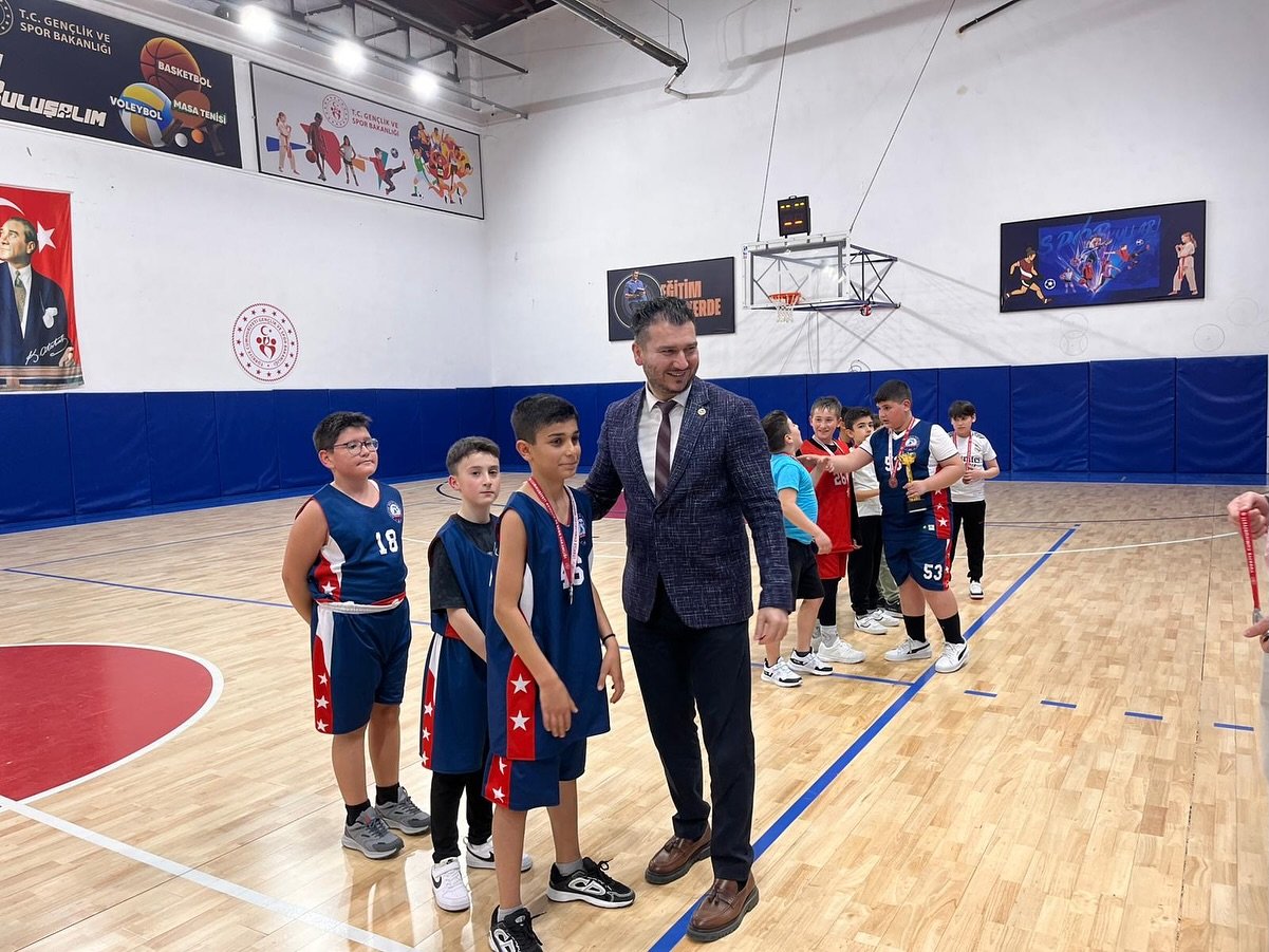 660127064 17958878868109197 2755294801093300787 N