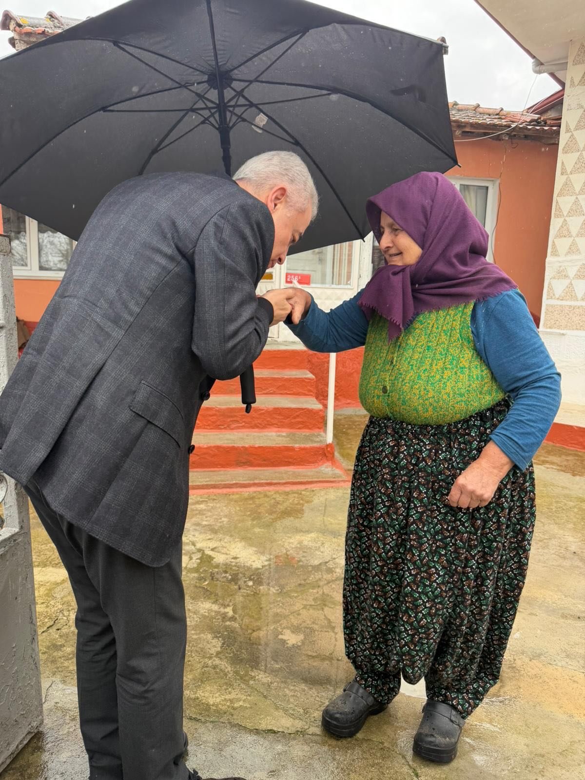 660542227 18195576541357661 3430720507827446999 N