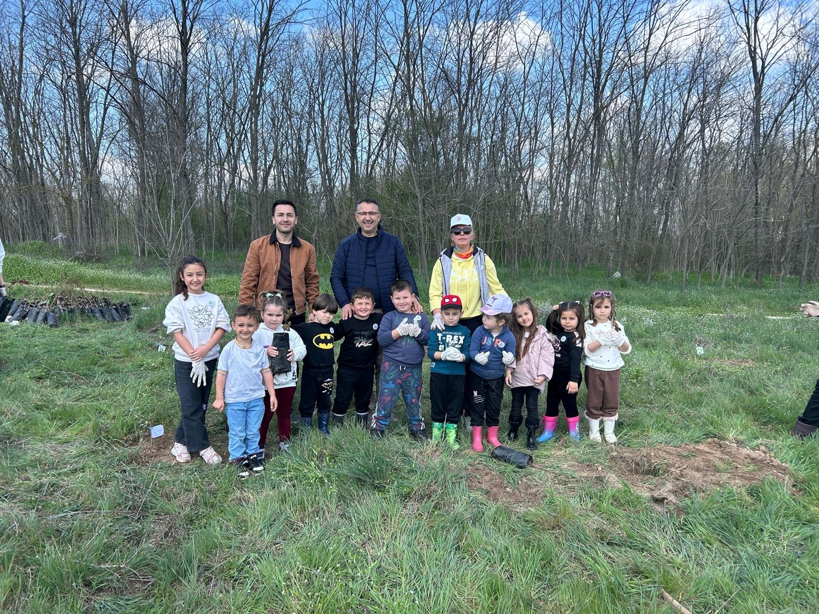 669579134 10237647353754561 2515640054643069325 N