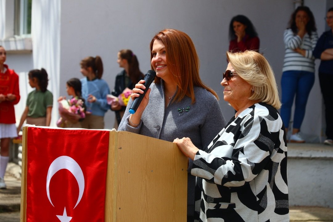 671120699 17964413466109197 111744416060930728 N