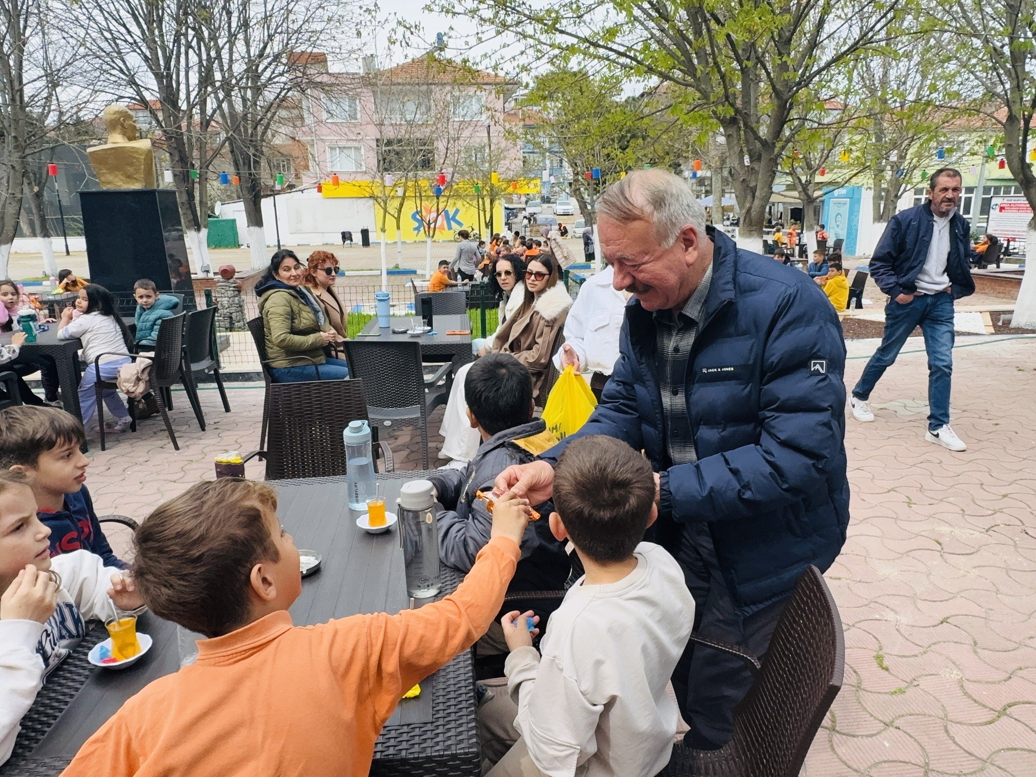 672171748 1808148567246381 5256694443952125633 N