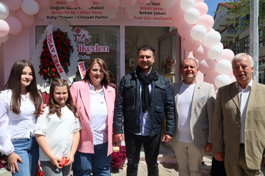 675463778 17964873156109197 5140818045235835618 N