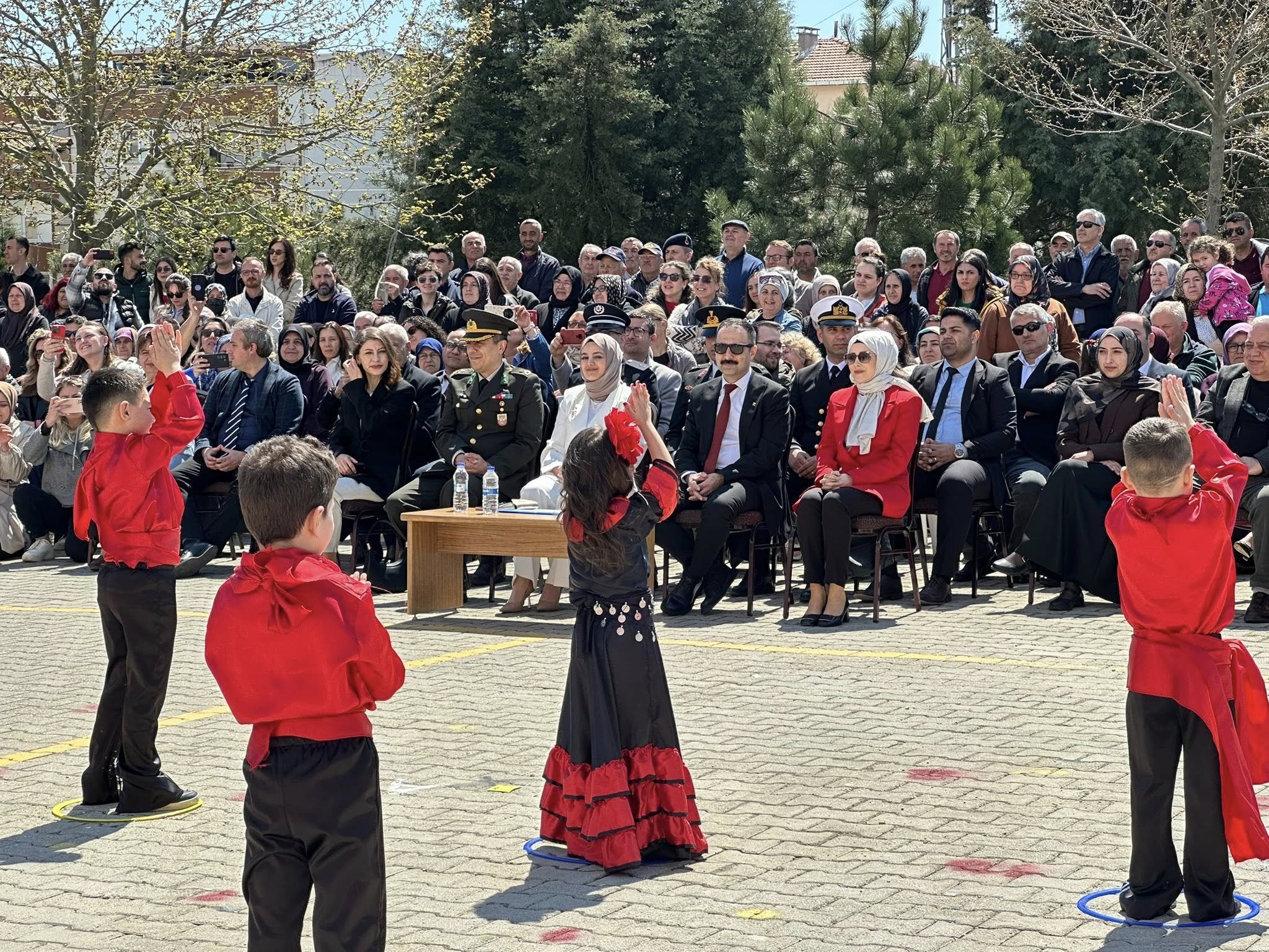 675471924 10163538953049331 180103052152583930 N