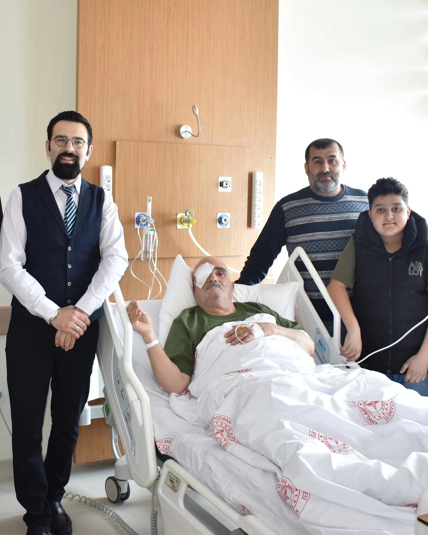 677865413 900756389660126 5848903641062513076 N