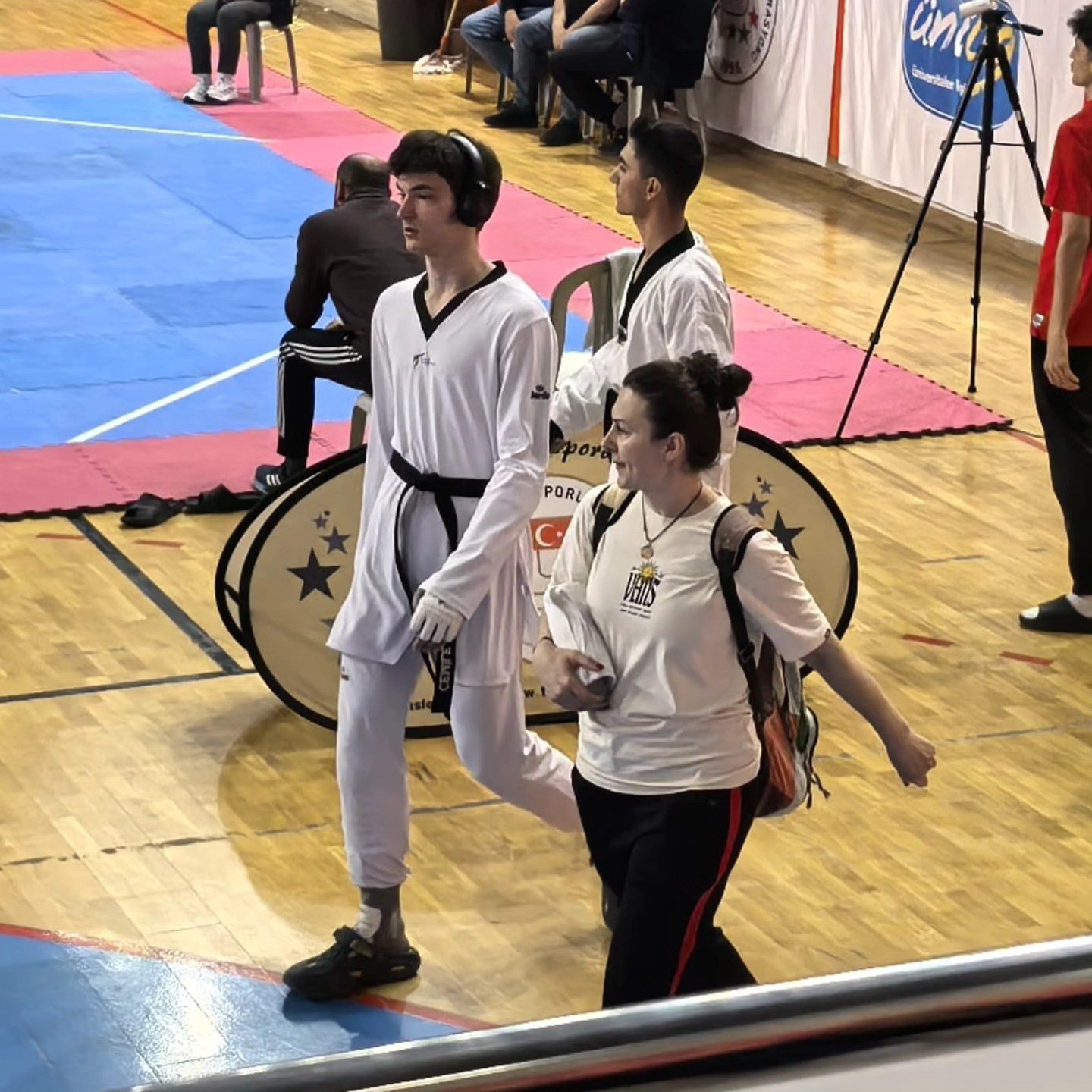 678288812 26805842485713014 5458306687392543319 N