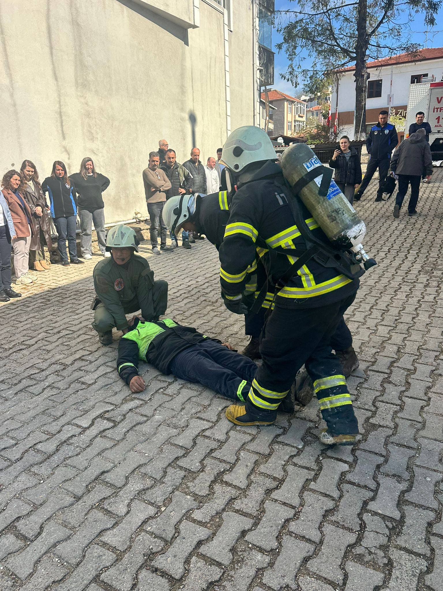 679804116 1395593742611613 3617509231153310687 N (1)