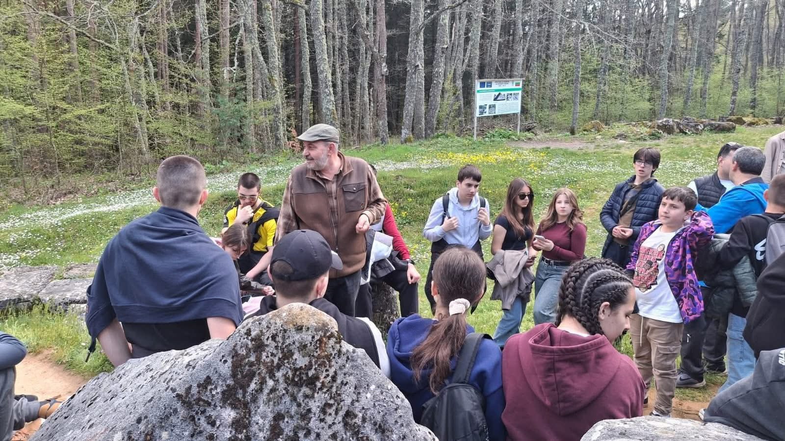 680992941 1250182880615657 5787301531717461354 N