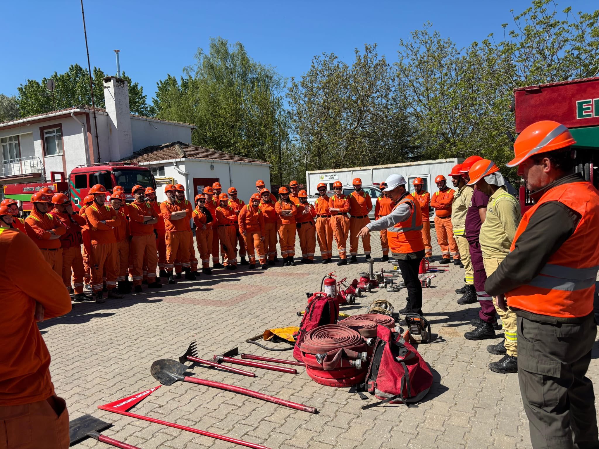 681347612 943093561666553 5140418178292762827 N