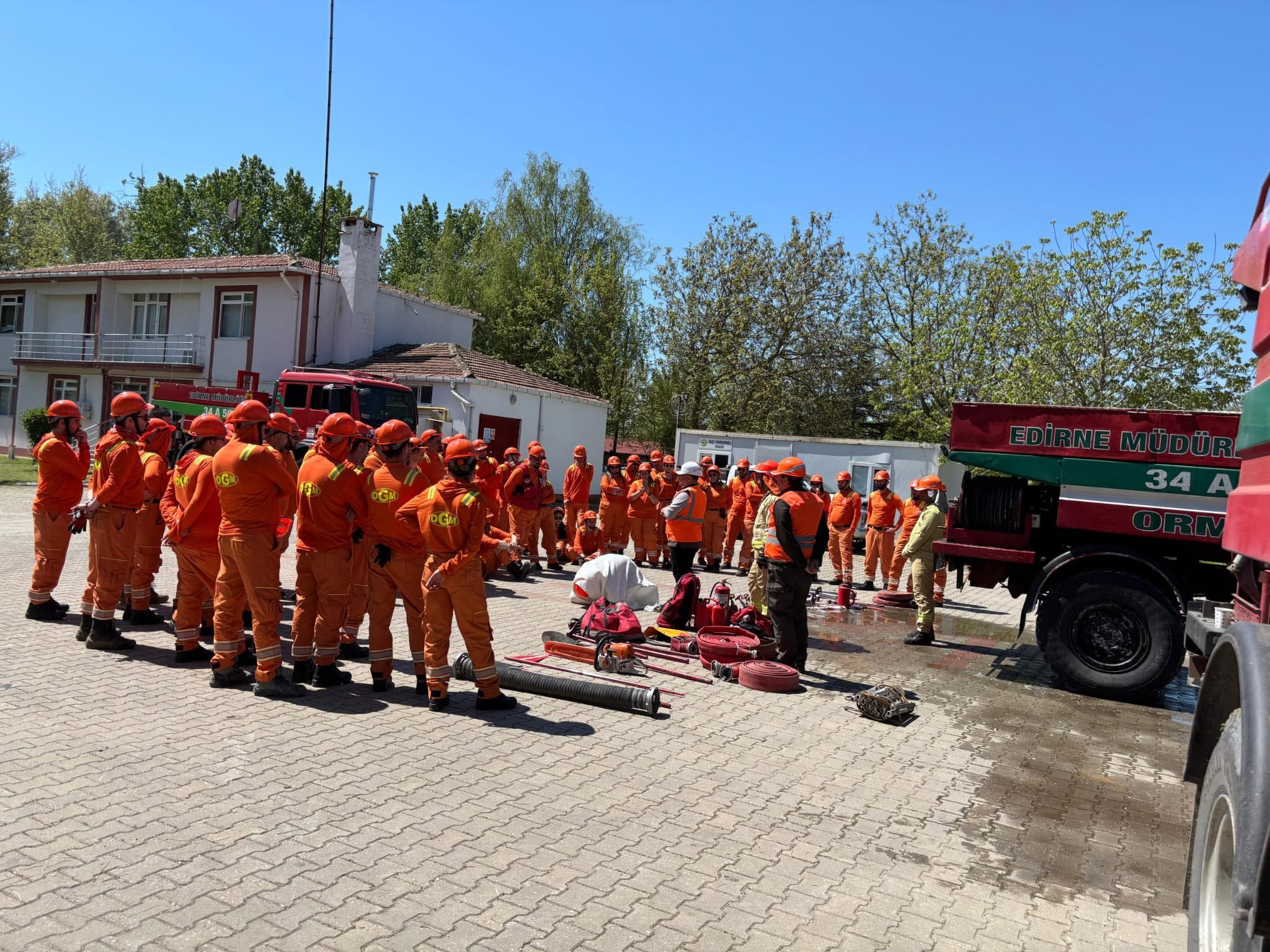 683325188 943093548333221 6643627516811858115 N