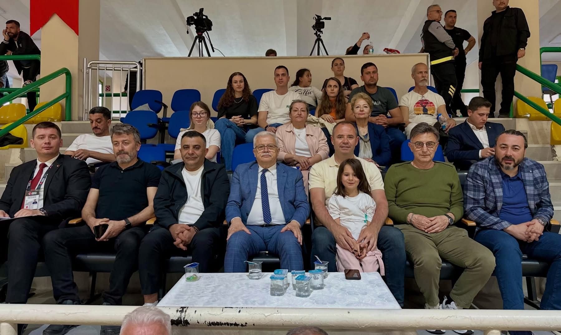 6858A4Dc 724E 402E 9D1B A301Ec1Cda28